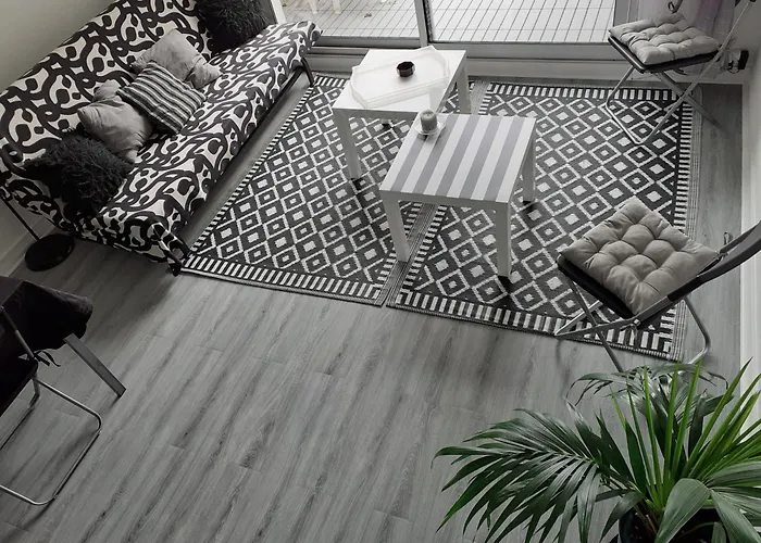 Duplex Dernier Etage Terrasse Sud 8mn A Pied Apartman